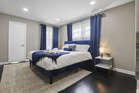 Charming Retreat in the Heart of Des Plaines residence House in Des Plaines