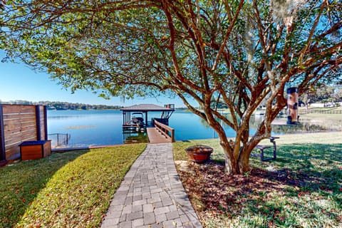 Escape the Heat! Lakefront Paradise in Mount Dora House in Mount Dora