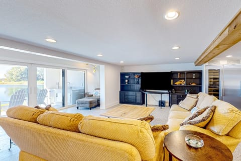 Escape the Heat! Lakefront Paradise in Mount Dora House in Mount Dora