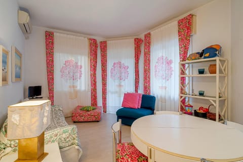 Il Giardino di Manù - Private Garden and Parking Apartment in Bordighera