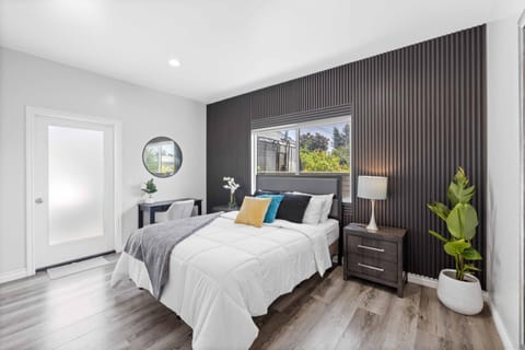 Stylist Home In Convenient Location! House in Rosemead