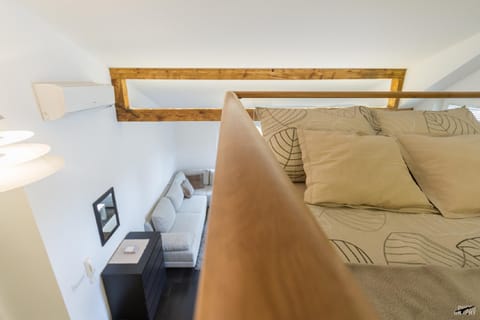 Bed, Decorative detail