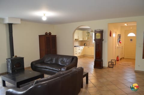 Communal lounge/ TV room, TV and multimedia