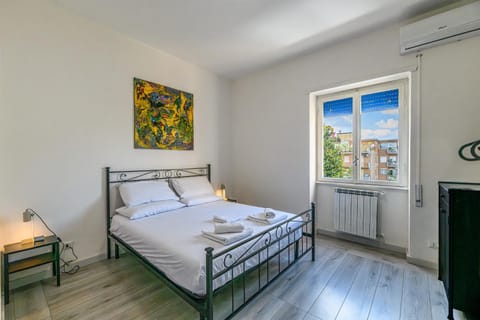 Staff, Bedroom, Facility for disabled guests