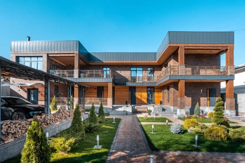 Property building, Garden, Garden view, Parking