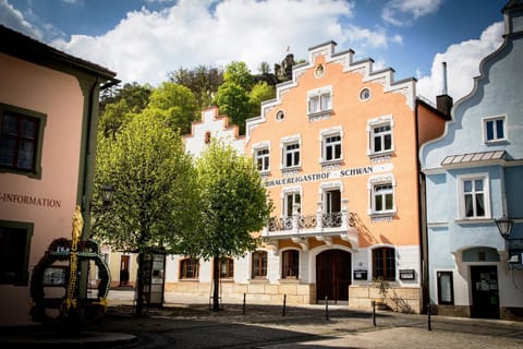 Facade/entrance