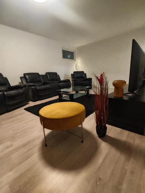 SEA - 3 Bedrooms Apartment in Finland