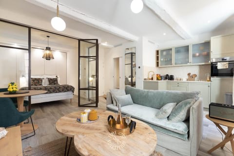 SAINTE ANNE by Time Off Collection Apartment in Saint-Tropez