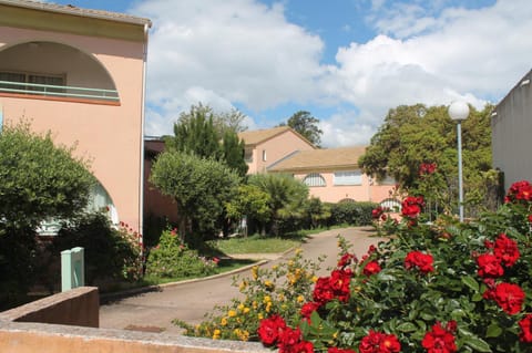 Property building, Garden