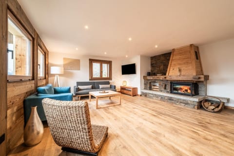 Property building, Living room