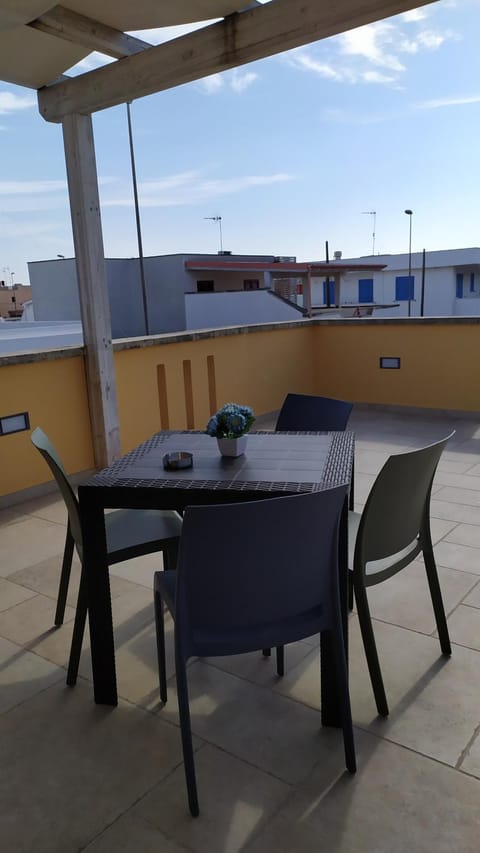 Balcony/Terrace, Dining area