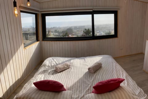 Bed, View (from property/room), Photo of the whole room, Bedroom, Sea view