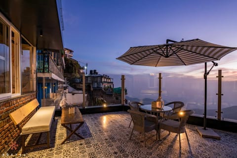 Balcony/Terrace, Seating area, Dining area
