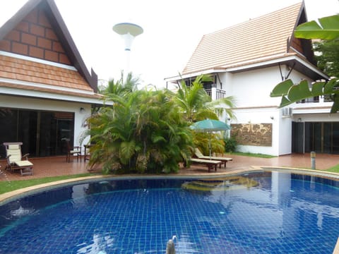 Patio, Garden, Swimming pool