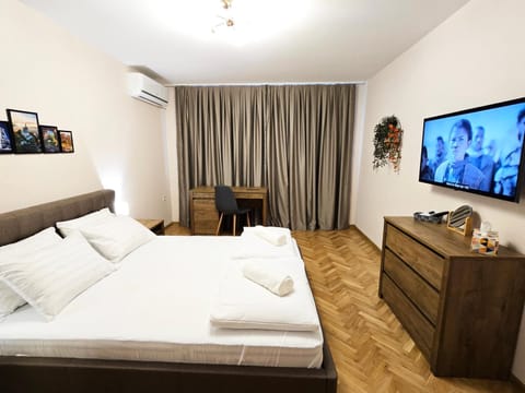 Decorative detail, Bedroom