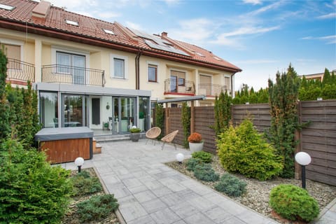 Rodzinny stylowy dom z jacuzzi House in West Pomeranian Voivodeship, Poland