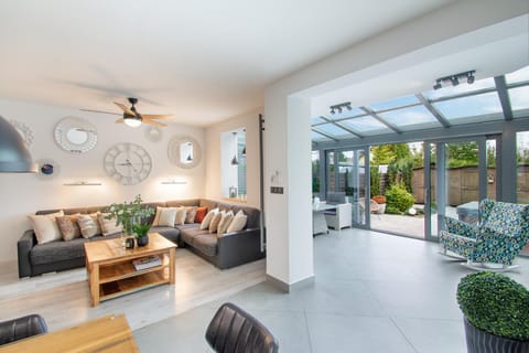 Rodzinny stylowy dom z jacuzzi House in West Pomeranian Voivodeship, Poland