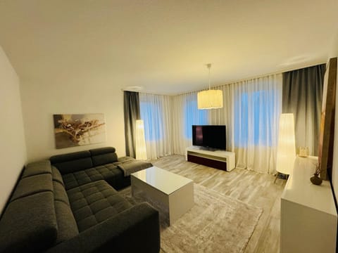 TV and multimedia, Living room, Photo of the whole room
