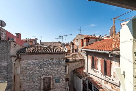 GRISIA Sea view with terrace Apartment in Rovinj