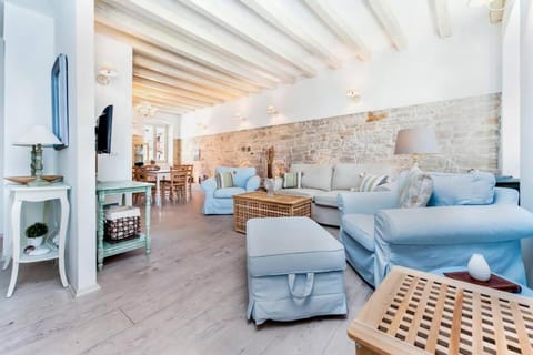 GRISIA Sea view with terrace Apartment in Rovinj