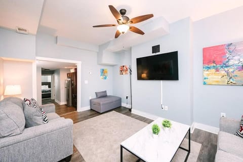 Bed, TV and multimedia, Living room, Seating area