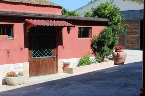 Lobby or reception, Decorative detail