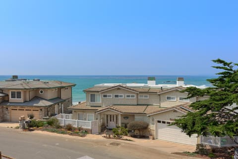 5398 Nottingham House in Cambria