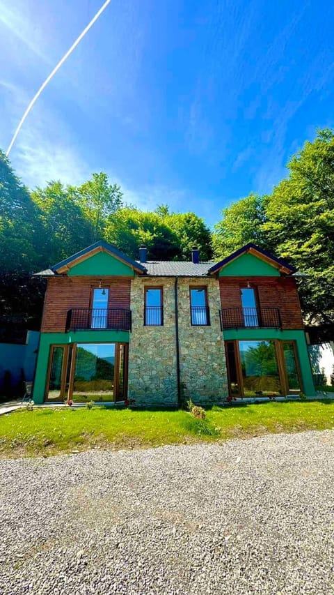 Villa Gjelbër House in North Macedonia