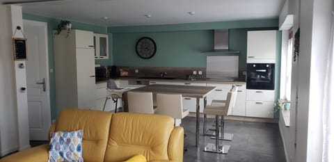 Dining area, dishwasher, minibar, stove
