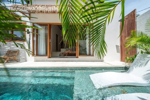 Patio, Pool view, sunbed