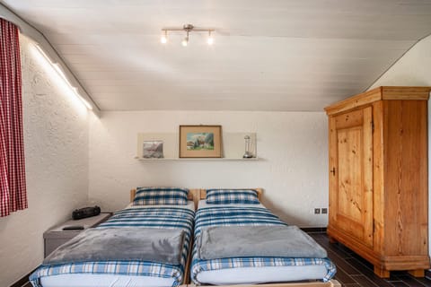 Property building, Living room, Bedroom