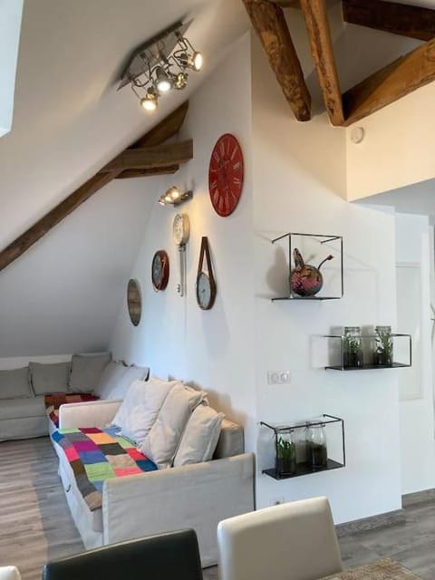 TV and multimedia, Living room, internet