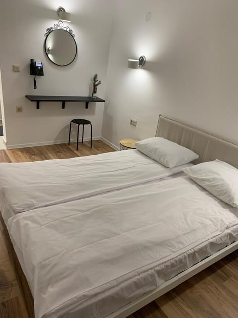 Мотел Тихия кът Hotel in Sofia