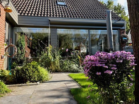 Garden, Balcony/Terrace