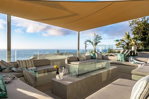 Patio, View (from property/room), Balcony/Terrace, Balcony/Terrace, Seating area, Sea view