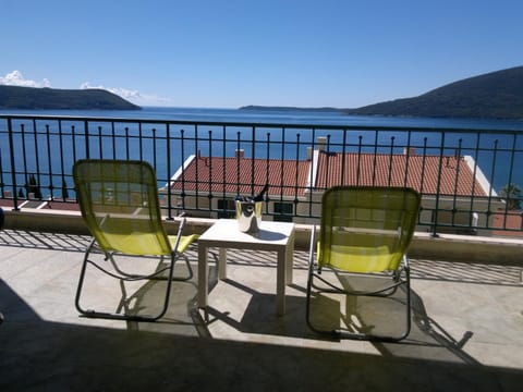 View (from property/room), Balcony/Terrace, Drinks