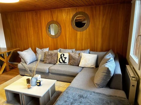 SNOW NEST: Superbe cocon enneigé Apartment in Sierre