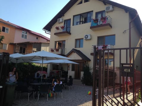 Property building, Patio, Day