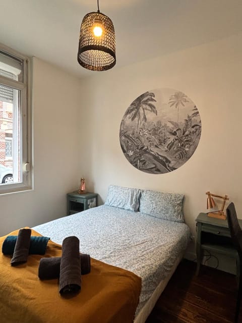Bed, Photo of the whole room, Bedroom