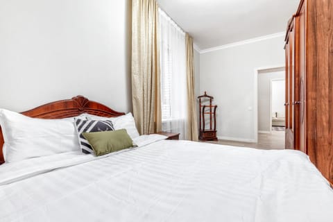 Bed, Bedroom, wardrobe