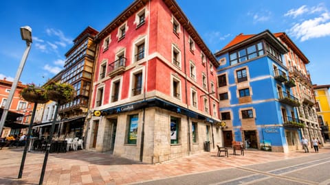 Property building, Facade/entrance