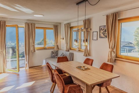 Natural landscape, Living room, Seating area, Dining area, Mountain view