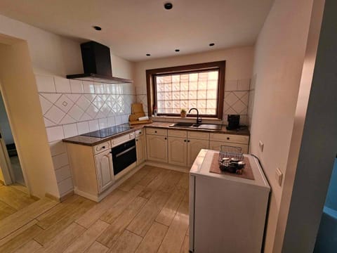 Kitchen or kitchenette, dishwasher, minibar, pet friendly