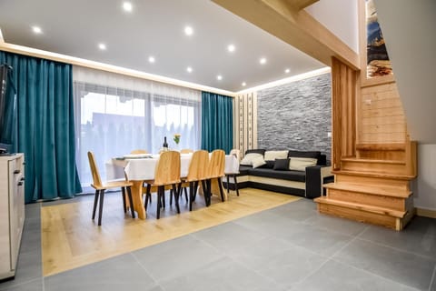 Living room, Seating area, Dining area