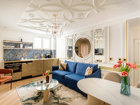 Kitchen or kitchenette, Living room, Dining area