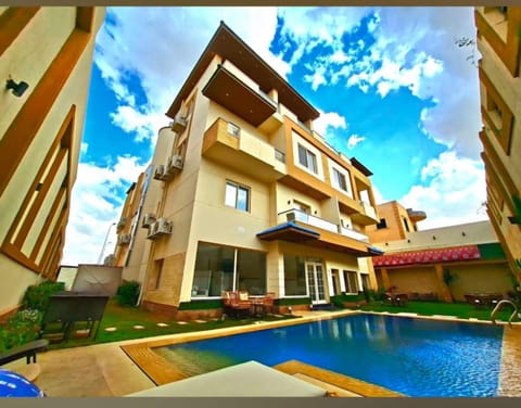 Property building, Swimming pool