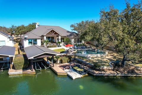 Stunning Lakefront Retreat Pool Boat Lift Spectacular Views House in Lake Lyndon B Johnson