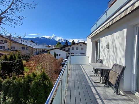 View (from property/room), Balcony/Terrace
