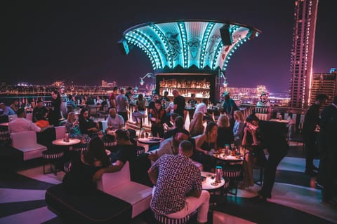 Night, People, Nightclub / DJ, Evening entertainment, City view