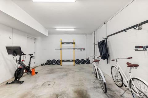 Fitness centre/facilities, Cycling